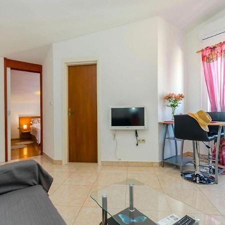Apartment Marija Vodice Exterior photo